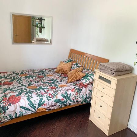 Room In Stratford With Private Bathroom And Parking Londýn Exteriér fotografie